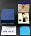 Vintage Seiko Disney Mickey Mouse Men s Watch   Gold Tone   Date Window