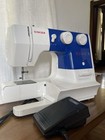 Singer Mechanical Sewing Machine Model 1725 30 Stitch Functions - Powers On