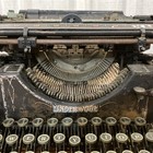 Vintage Underwood Standard Typewriter No 5 For Parts Repair Or Display Decor