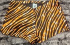Lot varsity Dance Shorts  1ym  1yl  1xs  2as  2am  2al  1xl Total 10 