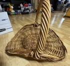 Vtg  Extra Large Wicker Hand Woven 21  X 16  X 14  Gathering Basket With Handle