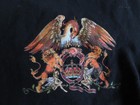 Queen  Crew Concert Tour  med  T-shirt Brian May Roger Taylor
