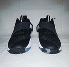 Nike Team Hustle D 12  ps  Low Top Sneakers Black white 13c Hf6280-002