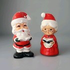 Vintage Lefton Santa   Mrs  Claus Caroling Christmas Salt And Pepper Shakers