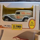 Ertl  32 Ford Panel Delivery Bank 1 25 Diecast Metal True Value Variety