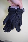 North Face Quilted Over Wrist Winter Soft Insulated Gloves Black Gray Girls L