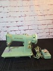 Vintage Green Singer Sewing Machine 185j Motor  Pedal   Light Tested Working 60s