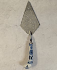 Set Of 2 Vintage Cake Slicers   Vintage Spoon Sheffield Ae Lewis Co Floraine
