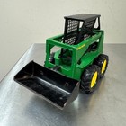 Vintage Ertl  569-7611 John Deere 1 16 Diecast Skid Steer Loader Bobcat 569