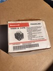New Oem Honeywell Single Valve Pilot Combo Gas Control V800a 1476  Brand New Nos