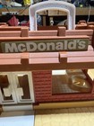 Vintage 1989 Fisher Price Little People Mcdonald   s Restaurant Playset 2552