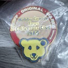 Vtg Lapel Pin Steiff Teddy Bear Collectors Club Hobby Center Toys 1989 Hat Pin