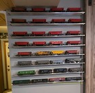S Scale gauge Model Train Display Shelves   Set Of 6   American Flyer   Aluminum