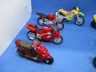 Maisto Motorcycles 1 18 5x3    Lot 7 Kawasaki  Honda  Yamaha   Bmw Bikes Scooters