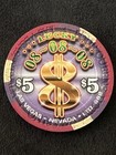  5 Four Queens Hotel   Casino    08-08-08    Uncirculated Casino Chip Lv  Nv 
