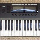 Native Instruments Komplete Kontrol S61 Mk2 61-key Midi Controller Tested W box