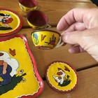 Vtg Ohio Art Child   s Tin Tea Set 173-tray  3 Cups  2 Plates  4 Saucers