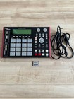 Akai Professional Mpc1000 Sampler Drum Machine 16 Pads 2gb Cf Card Tested Used