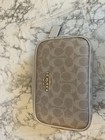 Nwt Coach Jamie Camera Bag Signature Canvas Crossbody     Light Khaki Chalk