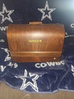 1925-1926 Singer Sewing Machine Model 66 With Original Case With Accessories