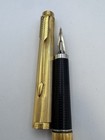 Parker 180 Fountain Pen  Gold Plated Cap   Barrel  14k Gold Nib Xm