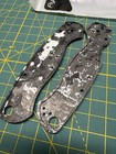 Spyderco Paramilitary 2 Flytanium Lotus Fat Carbon Scales
