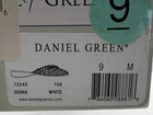 Daniel Green Women s Shoes Size 9 White Diana Woven Slippers