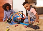 Hot Wheels Track Set And Toy Car  Large-scale Motorized Track With 3 Corkscrew