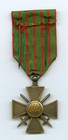 Wwi France French Croix De Guerre 1914-1917 War Medal Complete With Hanger