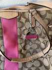 Coach Signature C With Fuchsia Stripe F28501   Amazing