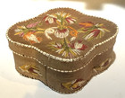 Lovely Rare Huron Moose Hair Embroidered Quill Box Native American First Nation