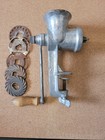 Vintage Keystone No  20 Table Mount Hand Crank Meat Grinder Includes 5 Blades 