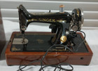 1930 Singer Sewing Machine Bentwood Wooden Case Knee Or Hand Activated Bar Key 