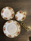 Royal Albert Old Country Rose 3- Tier Cake Dessert Stand