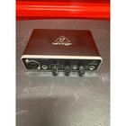 Behringer U-phoria Umc22 Usb Audio Interface 2x2 Midas Preamp Black