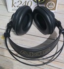 Akg Acoustics K240 Studio Semi-open Prof Headphones W Pioneer Dj Splitter