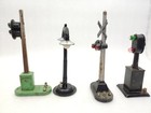 2 Marx 2 Lionel Train Signals   Lamp Post All Light Up O Scale