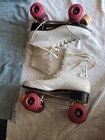Roller Derby White Freestyle Quad Roller Skates With Red Wheels Women   s Size 10 