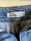 Royalty For Me Women s Blue Denim Shorts Size 6 Light Wash High Rise 5-pocket