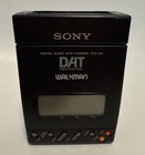 Sony Dat Digital Audio Tape-corder Walkman Tcd-d3 W  Case - Untested As Is