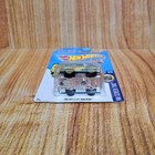 Cracked - Hot Wheels Factory Sealed 2017 Super Treasure Hunt The Mystery Machine