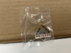 Outback Steakhouse Crew Pin Kangaroo      New Sealed Blue Red Hobo Blooming Onion