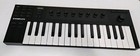 Native Instruments Komplete Kontrol M32 Midi Keyboard W Box cord Tested