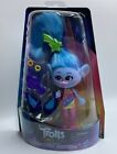 2019  Dreamworks Trolls Glam Chenille   Glam Poppy Fashion Dolls   Accessories