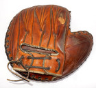 Vintage Antique Leather Baseball Catchers Mitt 1940 s 1950 s Display Glove Rht