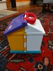 Vintage Little Tikes Toddle Tots Dollhouse Beach Summer Surf Cottage Carry Along