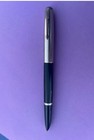 Vintage 1948 Parker  51  Vacumatic Fountain Pen Green Hooded Nib Arrow Clip
