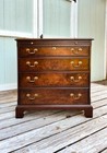 1981 Hickory Furniture American Mastepiece Collection Mahogany Bachelor Chest