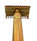 Vintage 1930 s Gillette New Short Comb De Safety Razor 