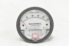 Dwyer Magnehelic Pressure Gage 2000 0- 5 In Of Water